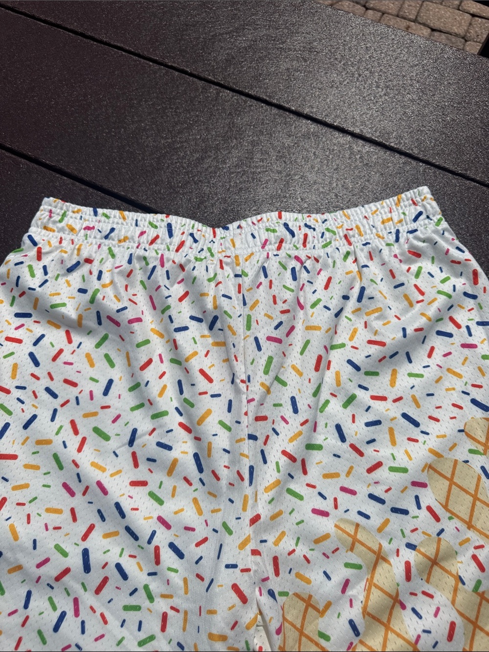 Baseball Lifestyle 101 Men's White Sprinkle Print Shorts with Waffle Accent - Picture 8 of 9